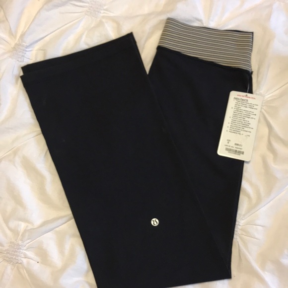 lululemon athletica Pants - Lululemon groove pant